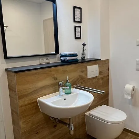 Lägenhet Modernes Loft Auf 2 Etagen, Naehe Tripsdrill & Neckar, Balkon Inklusive, Ideal Fuer Familien