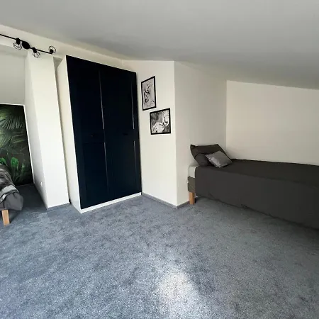 Modernes Loft Auf 2 Etagen, Naehe Tripsdrill & Neckar, Balkon Inklusive, Ideal Fuer Familien Neckarwestheim